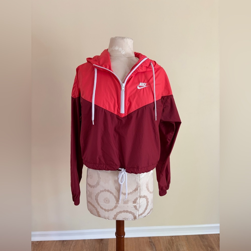 Nike windbreaker